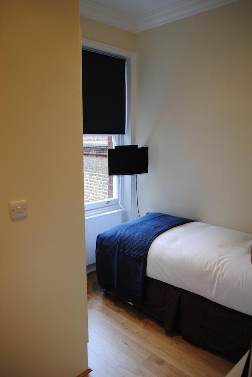 Astons Apartments London Ruang foto