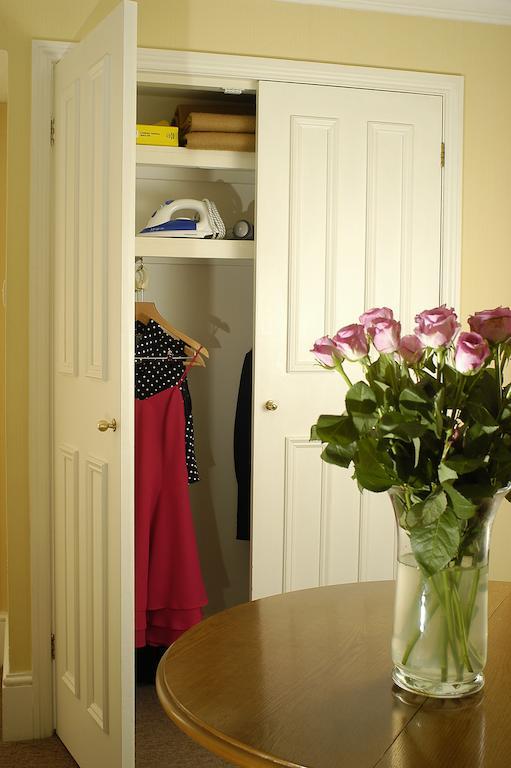 Astons Apartments London Ruang foto