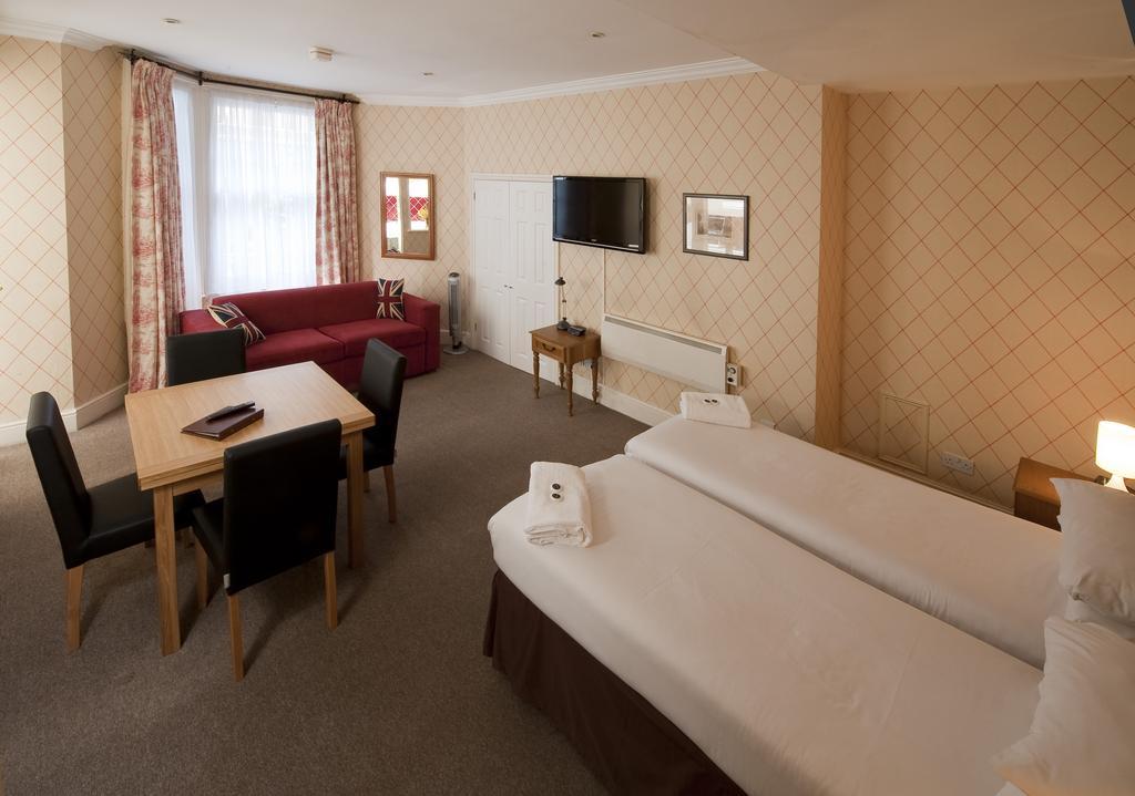 Astons Apartments London Ruang foto